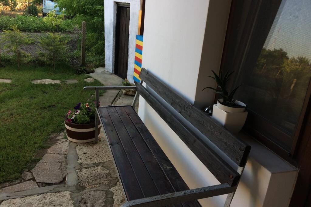 Guest House Kostadinovi Bŭlgarevo Εξωτερικό φωτογραφία